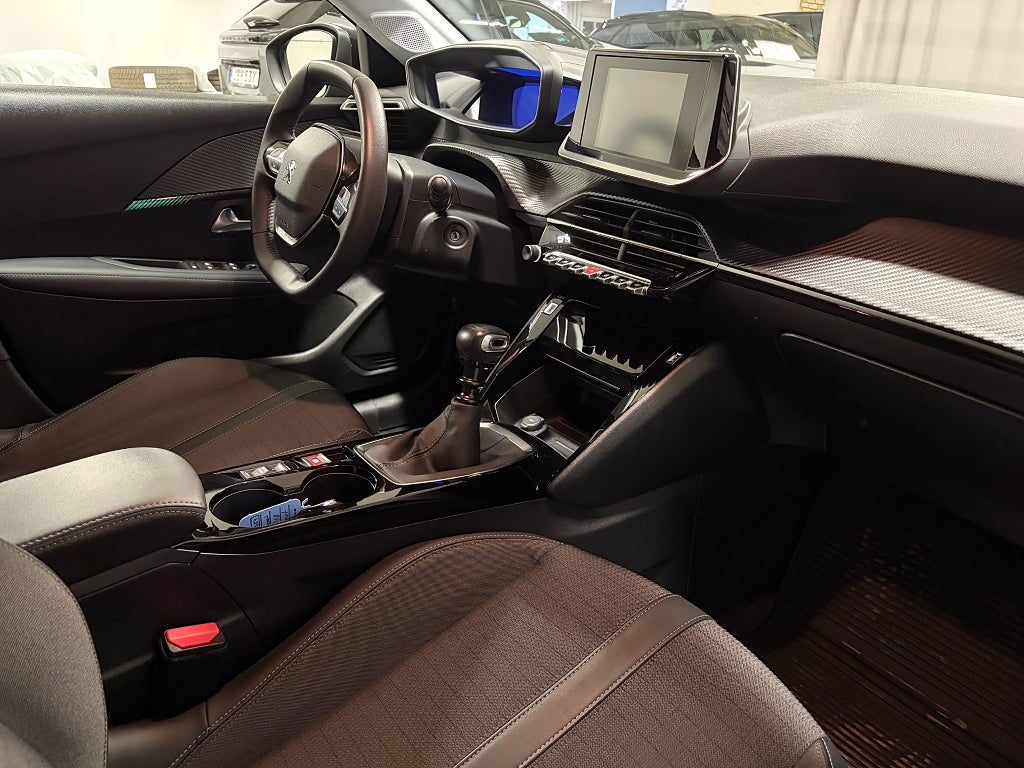 Car Image car-82401-3caaa519762f0f165592692f64111d68