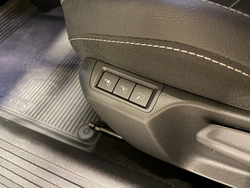 Car Image car-82454-08afb680cf82e0ba6e0628d35fc26a30