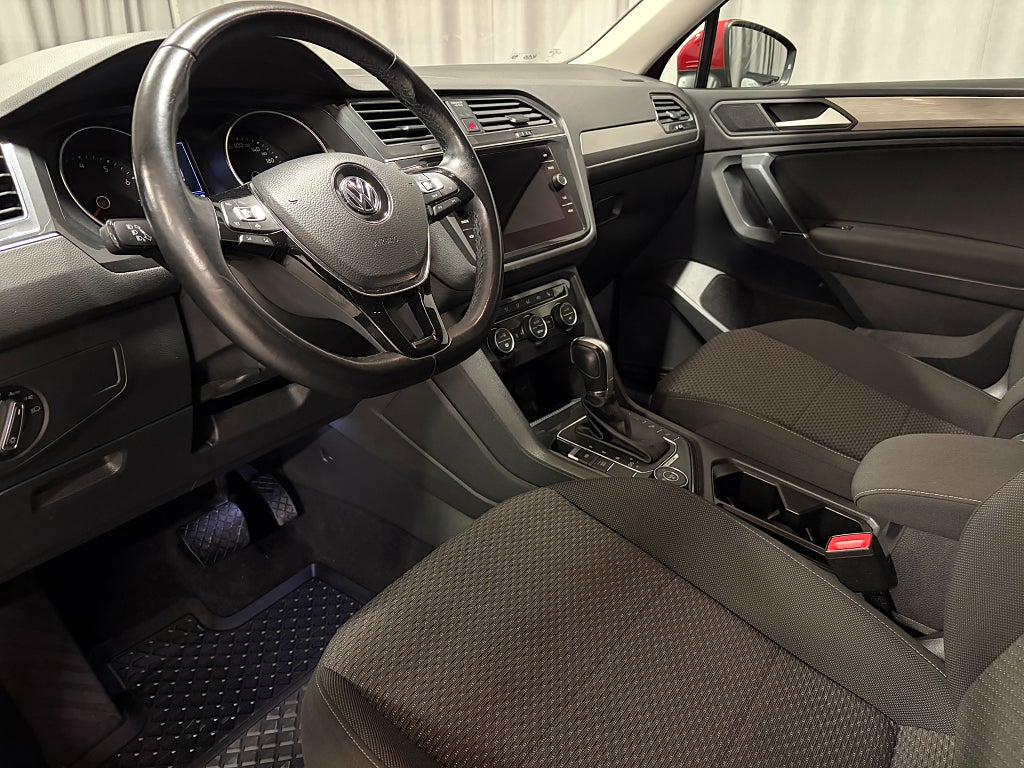 Car Image car-82469-1af2b36d85056ab6f681c2168350a7f8