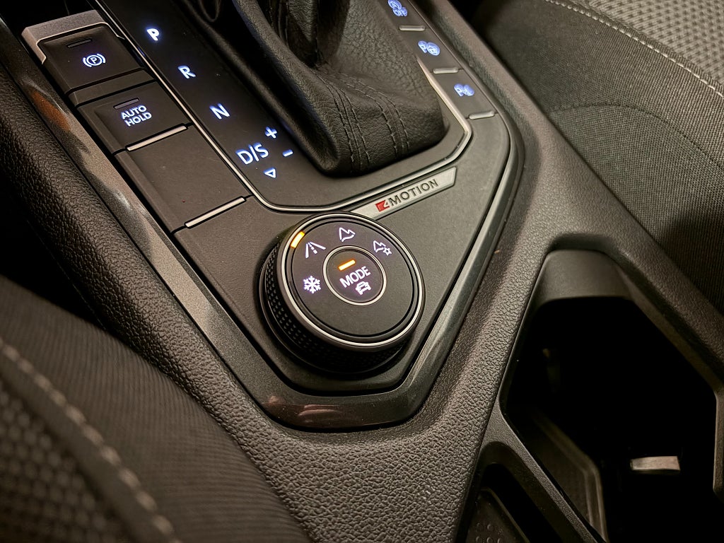 Car Image car-82469-b0c559bf057dbe9c83579702cde018ea
