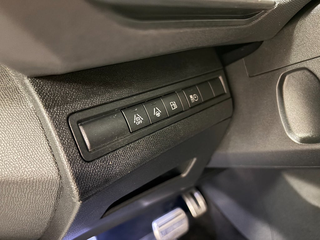 Car Image car-82642-b356bedd820047678e001708be0ef4f4