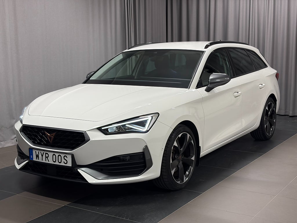 Car Image car-82665-04dc2f1b8c4a9a006182426206f325ee