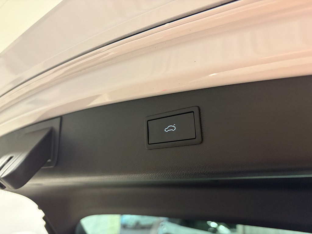 Car Image car-82665-7064f07e56a1044f5bf3c8e8bf53e2fd