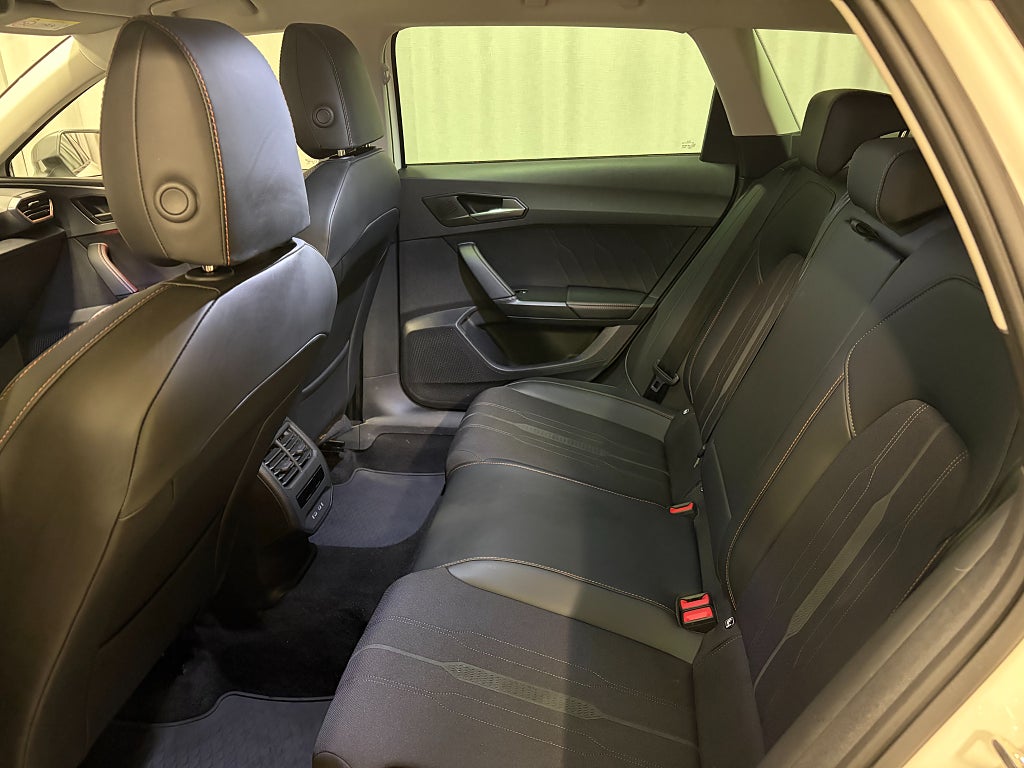 Car Image car-82665-7da1e39b02f5b50efda6844065e8b67c