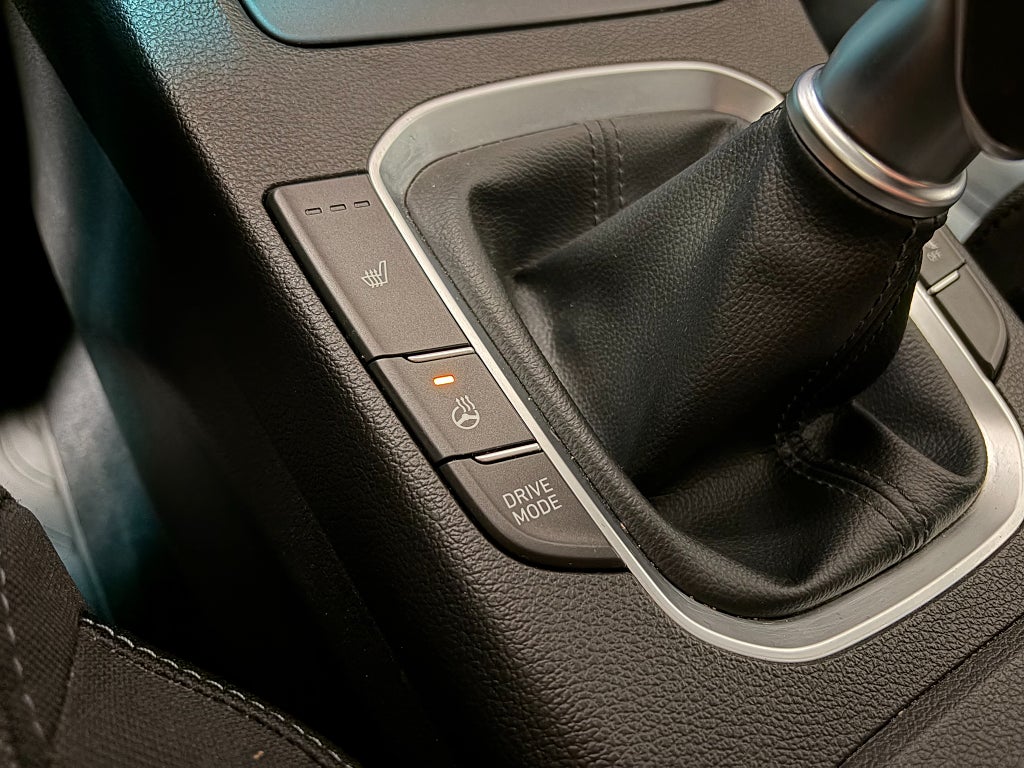 Car Image car-82686-dfe7f5084b17edff14e3d4ff3dff8b30