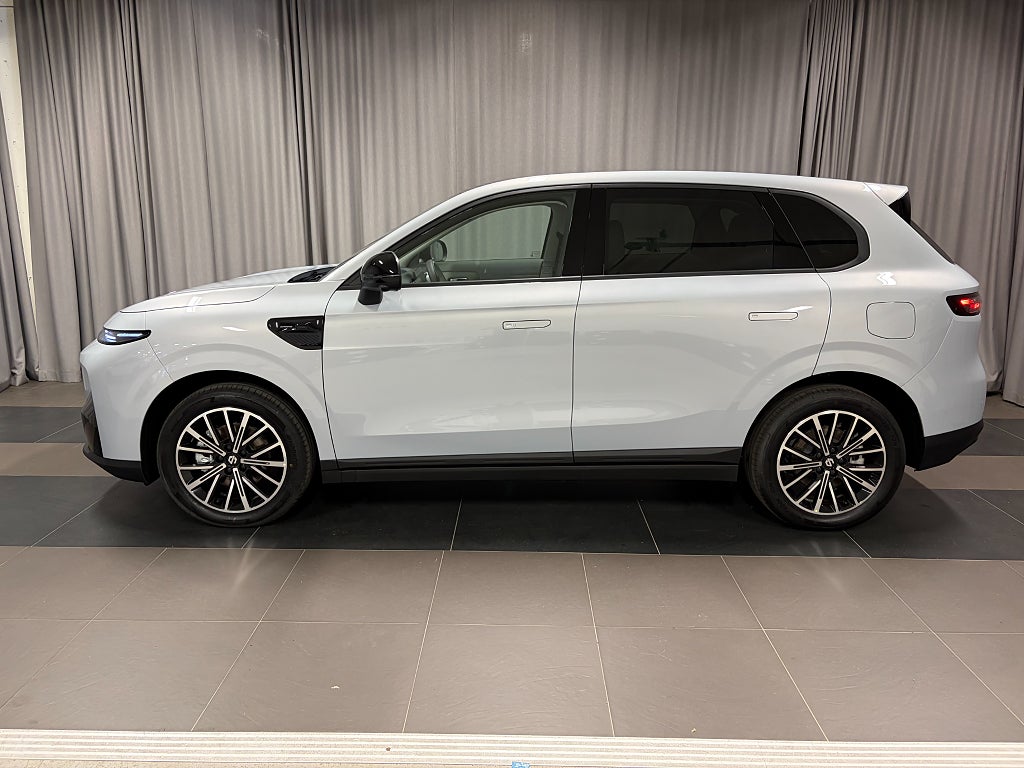 Car Image car-82702-b752b08235edc10cbf3add3467c5c8ef