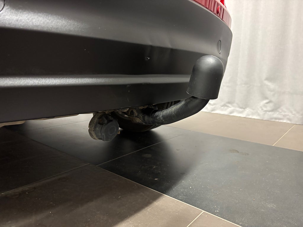Car Image car-82749-3fc63e95035b3302af16c7a7861ef4a1