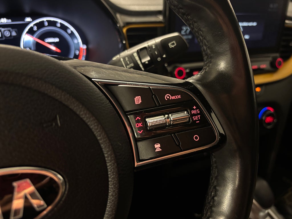 Car Image car-82852-439c3bd0271849516edfed2d6362e020