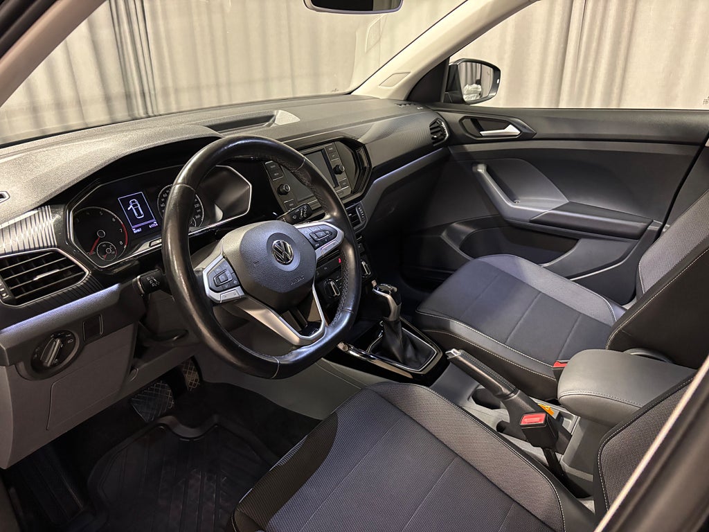 Car Image car-82873-420cbf0536b1c3f18e5d1ac67f670dcf