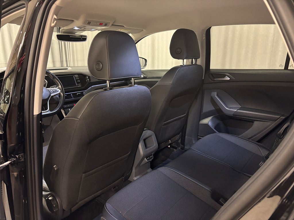 Car Image car-82873-801dae0002f3d663df3cea3534a4882e