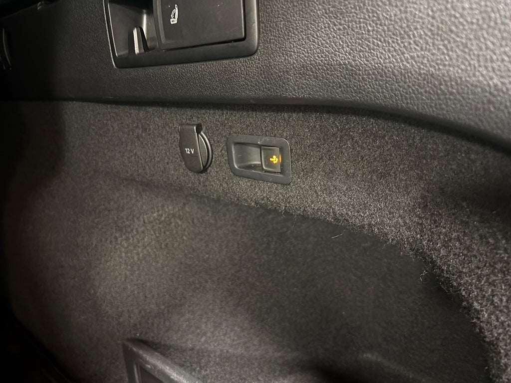 Car Image car-82927-358726cd038a9a7c1e526b65e9c44721