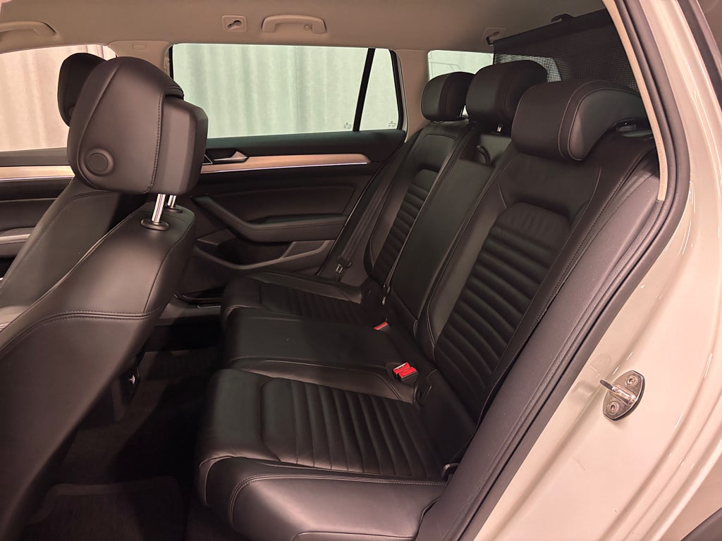Car Image car-82927-624a4e553c7ef4ee3901f48081fba95d