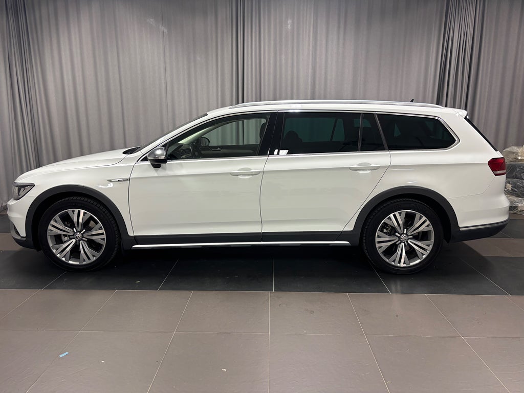 Car Image car-82927-8344e245a33543aed699a97788edf56c
