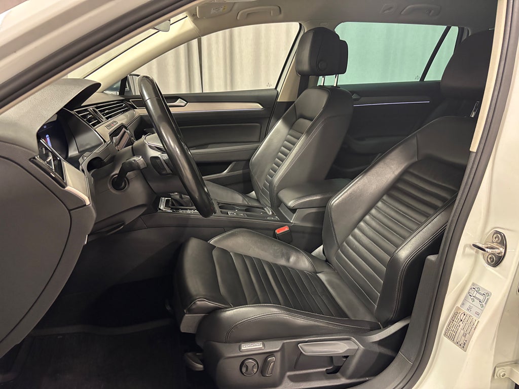 Car Image car-82927-9e444047830235e82bab1e2c96d9f642
