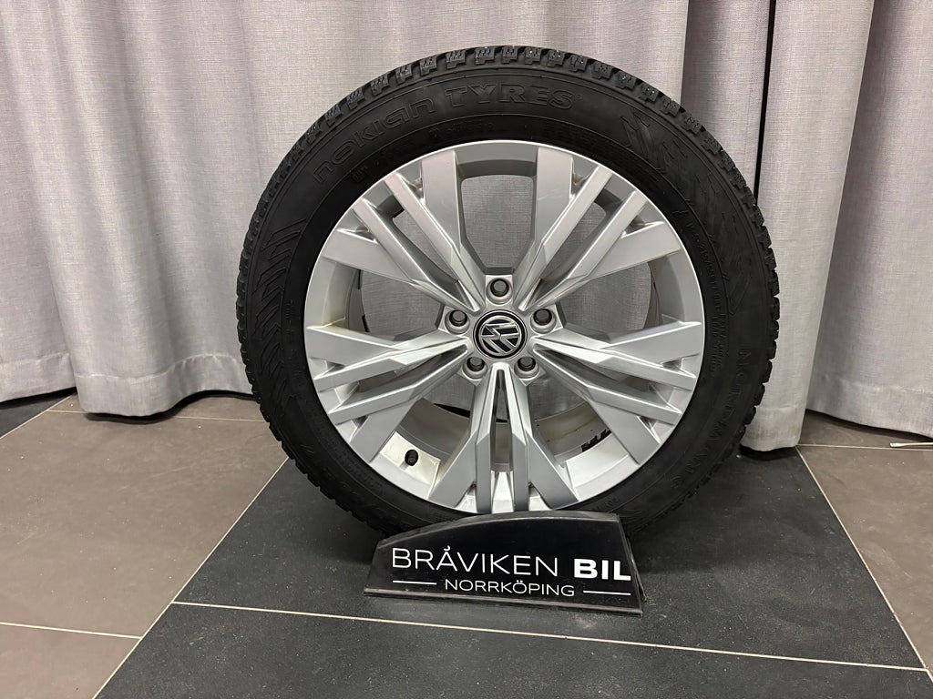 Car Image car-82927-be745e2b53922e9fb1534af445d65eba