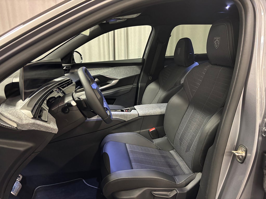 Car Image car-82967-686ba713cbe6132149791a8b07a13291