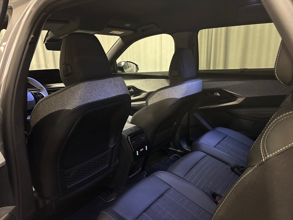Car Image car-82967-be53f44ed3f0fd724277a4a1a9331603