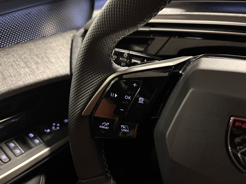 Car Image car-82967-d1d64f9c10e09de20d9f172a6bb3805e