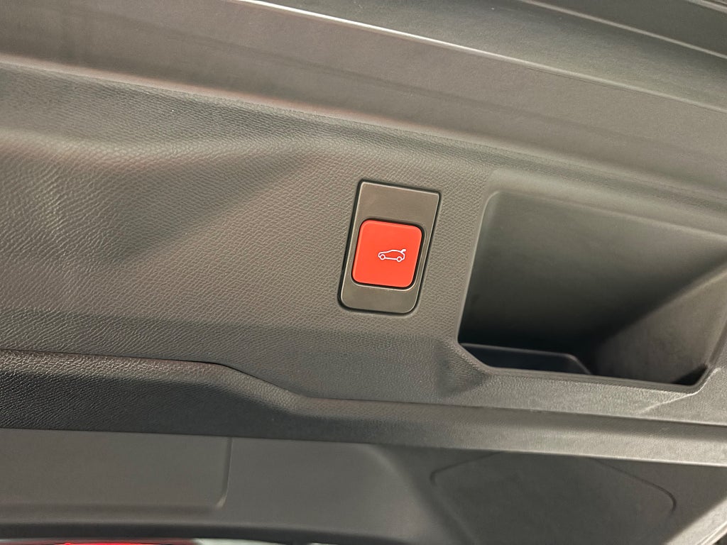 Car Image car-83072-1ba47114cd7a575ff0eb2b15194d726d