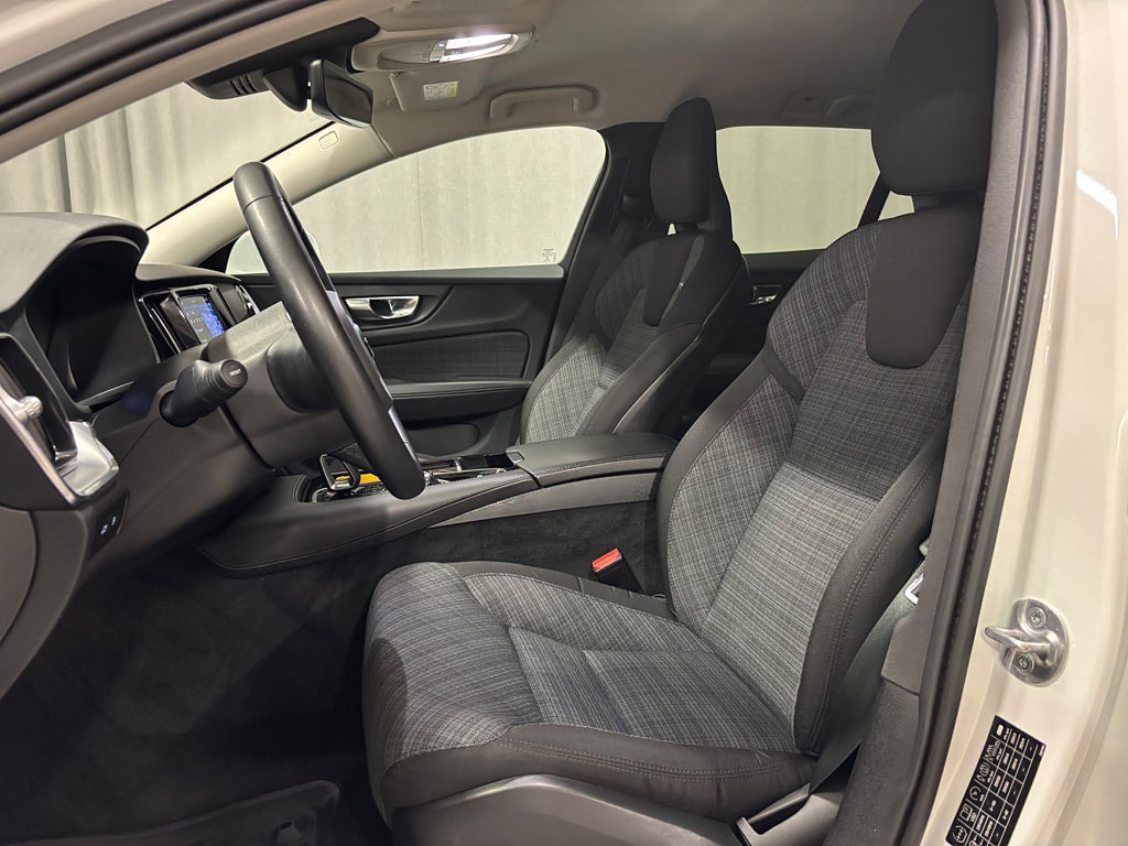 Car Image car-83141-9180de8f08125c9c8ec3b3f88852dc6c