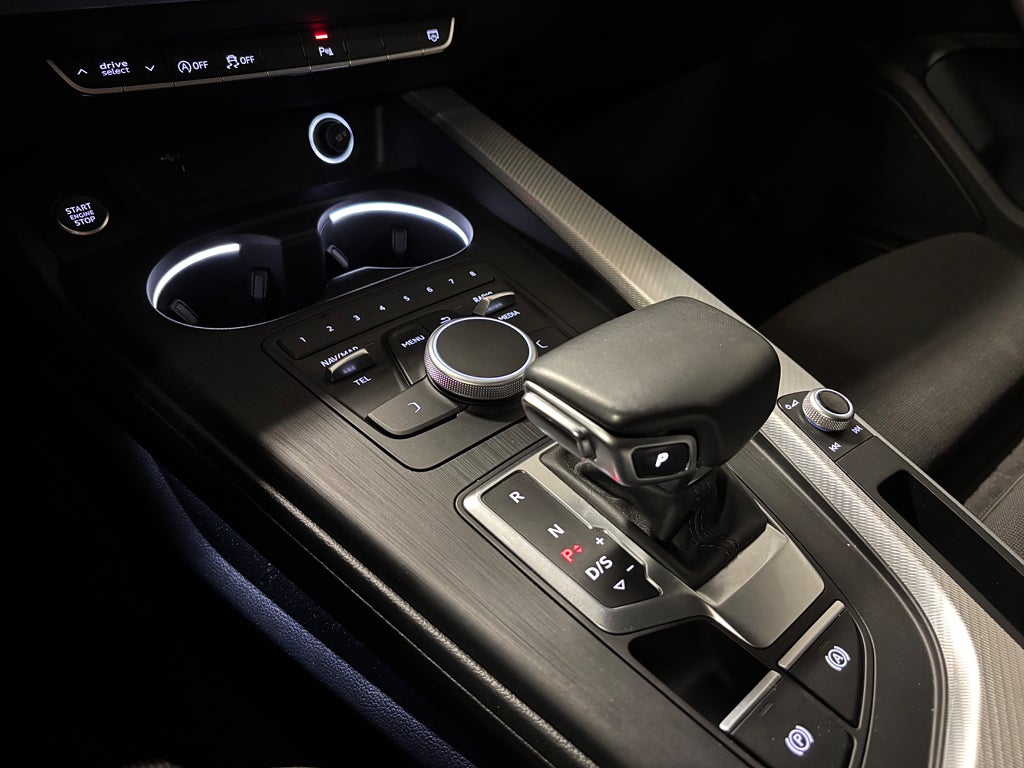 Car Image car-83186-b2a457a66adfdf8edfd9a270d050a333