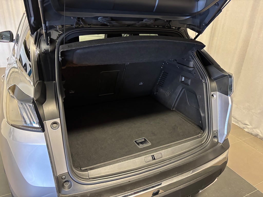 Car Image car-83278-ce2276cd155f1c4682d8f29e6f8f37da