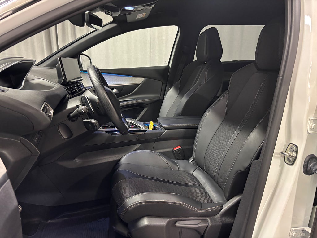 Car Image car-83459-cca6f3e5778cdb478b6e6674ca86b72c