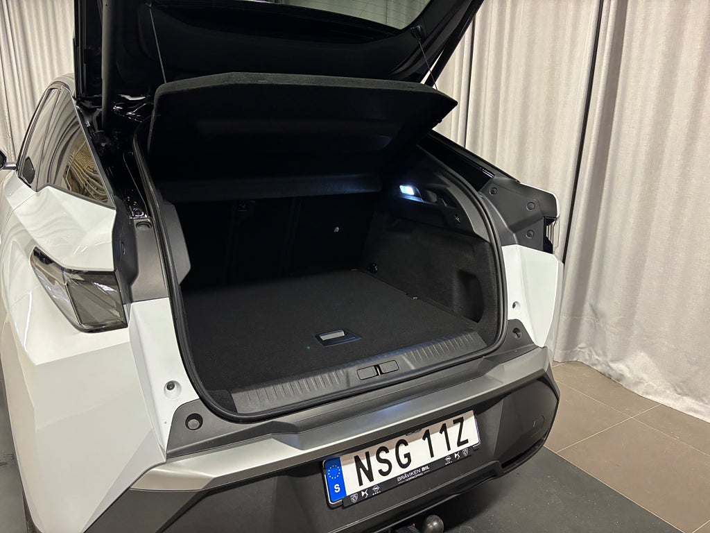 Car Image car-83516-fe66d2e4369c6897fcf16b0d0d1f82a2