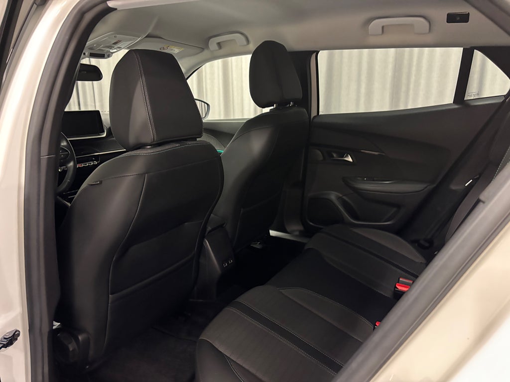 Car Image car-83537-9ccf48591427309bf5e17d0eb2ec6d04