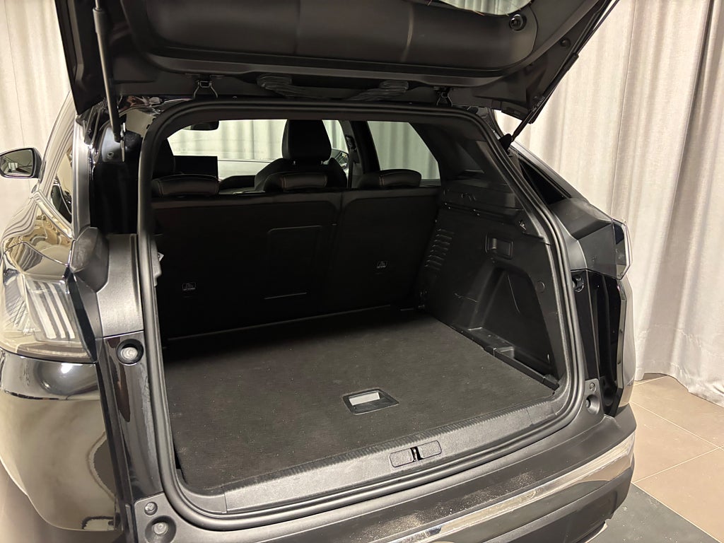 Car Image car-83555-0f6f88a0d2deb833e9a14ea07fe893ed