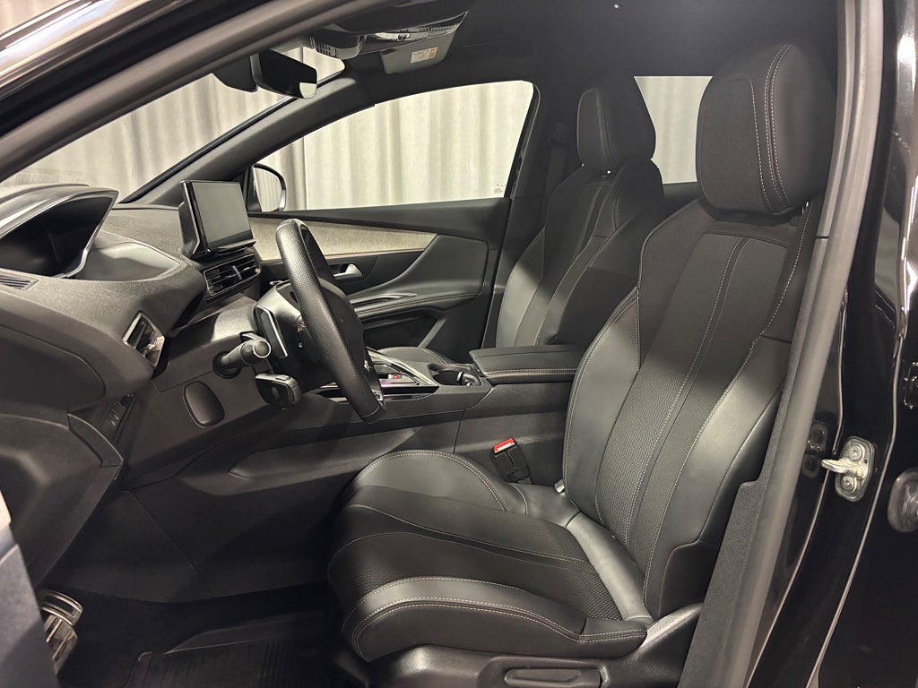 Car Image car-83555-1c7cd99735062ca2ee2712ac2de685b2