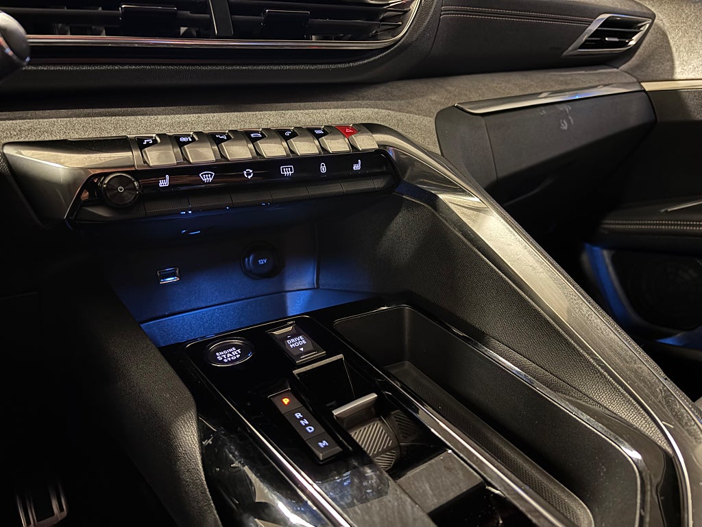 Car Image car-83555-def2ee40e9c53b33a8d63a965bb7d9d4