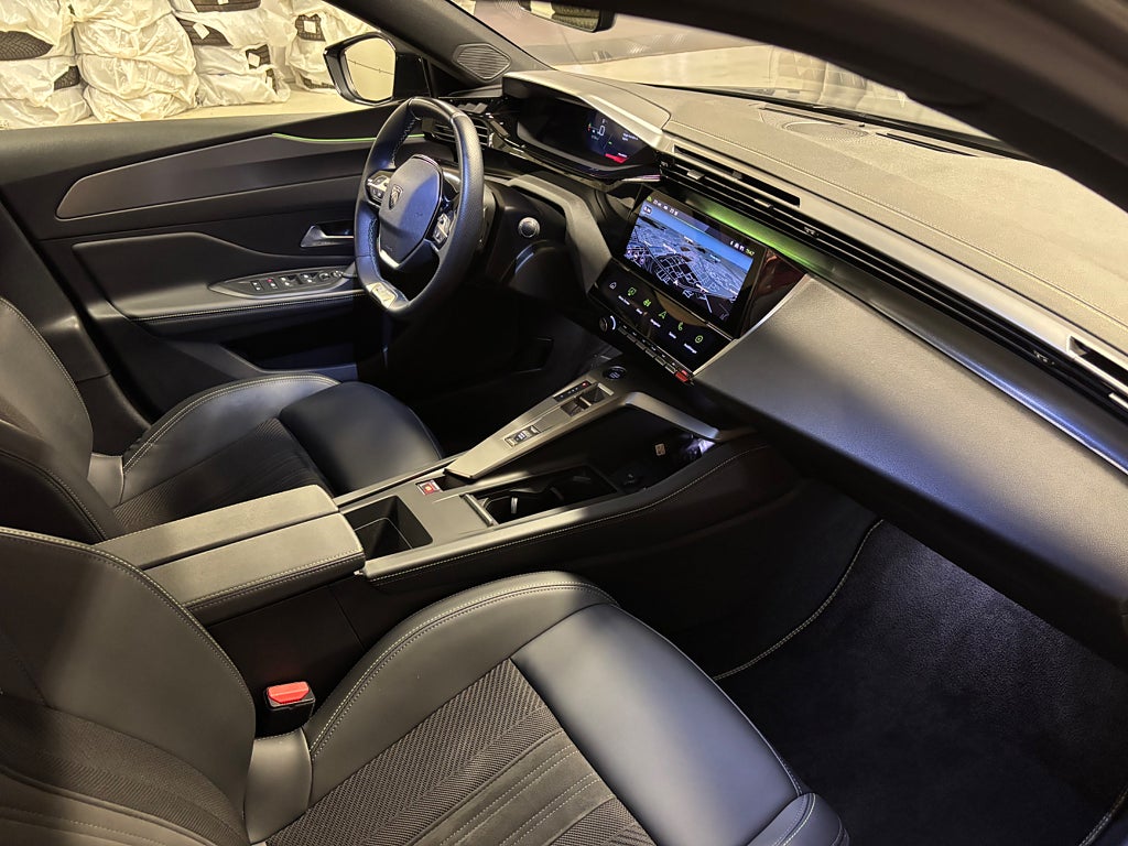 Car Image car-83609-8b86492a730cd40b394847cffbf48f2b