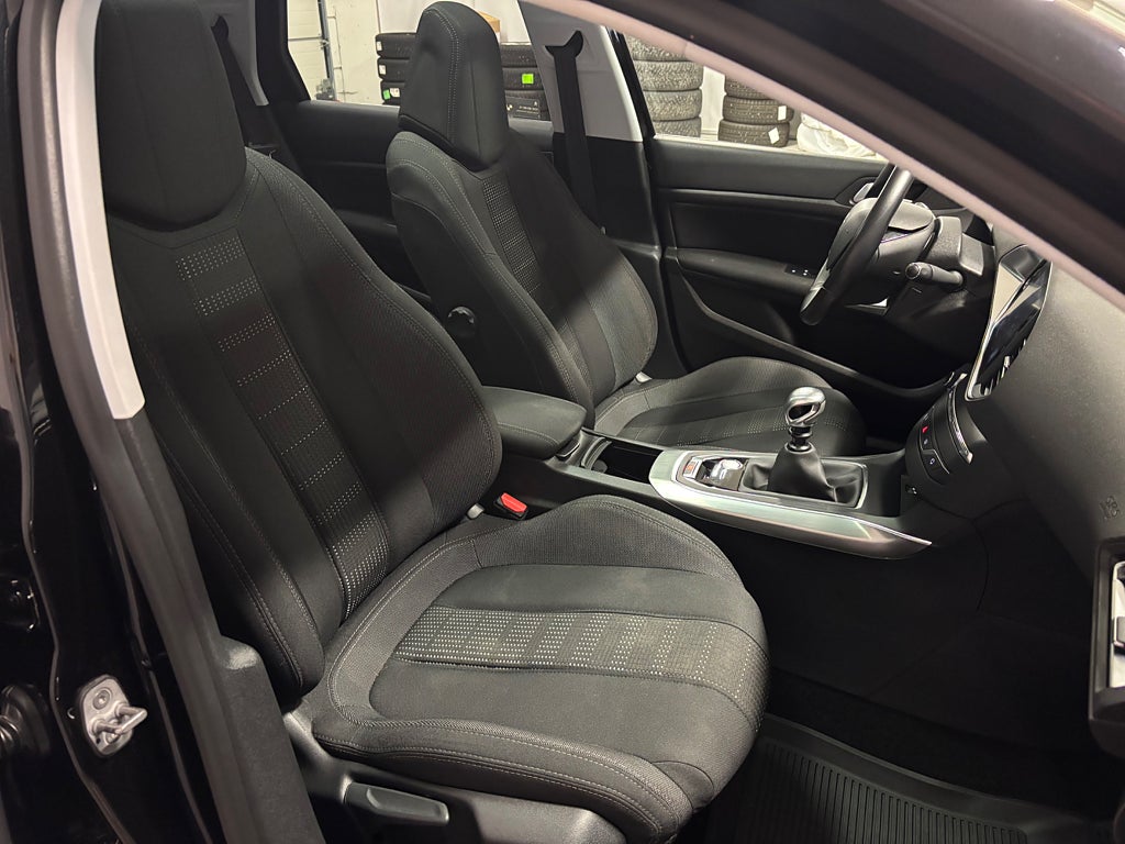 Car Image car-83632-01f09b1937add637a54129b80b507e6b