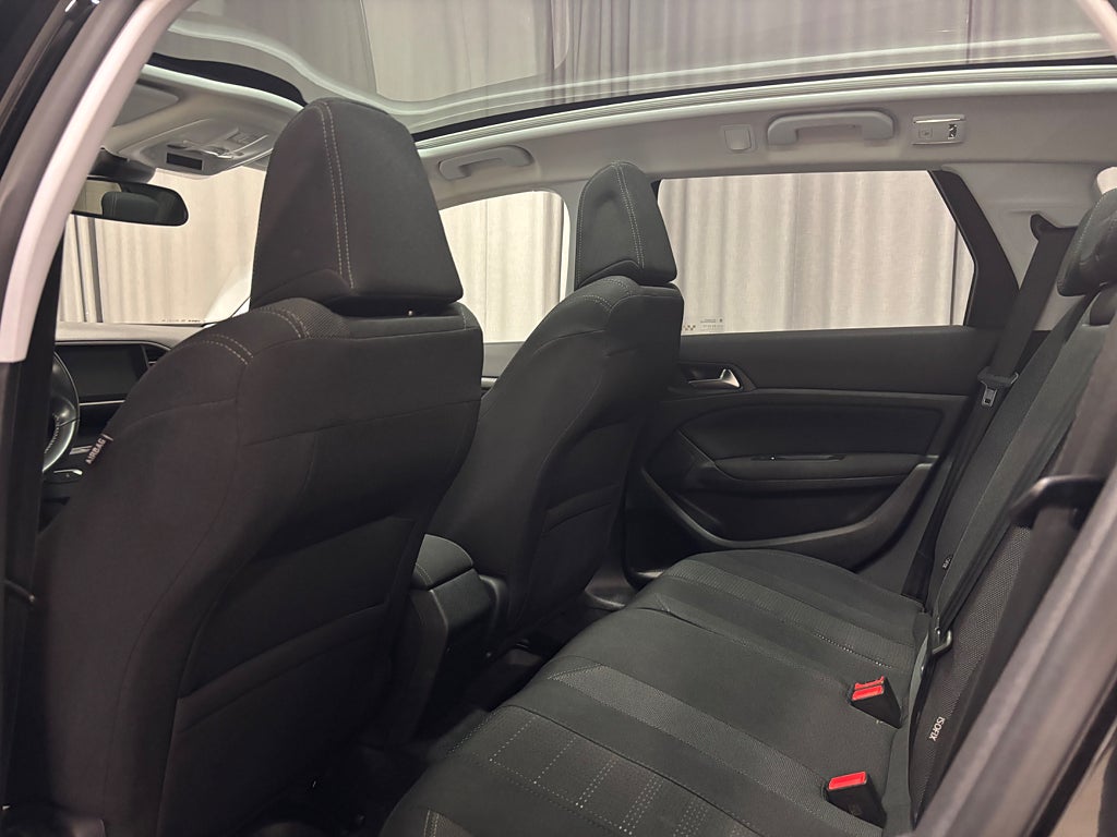 Car Image car-83632-f4789f519a51ea57d76f907a16c47ed3