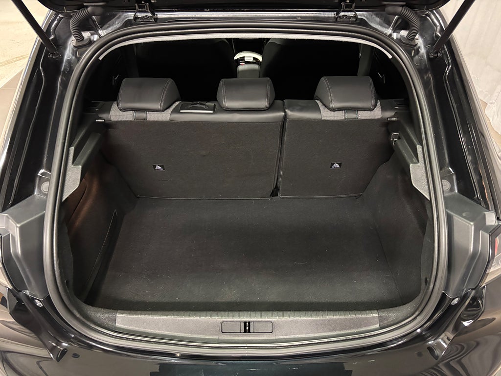 Car Image car-83652-1d879f809ed77da4700d7b5b4a7a9c31
