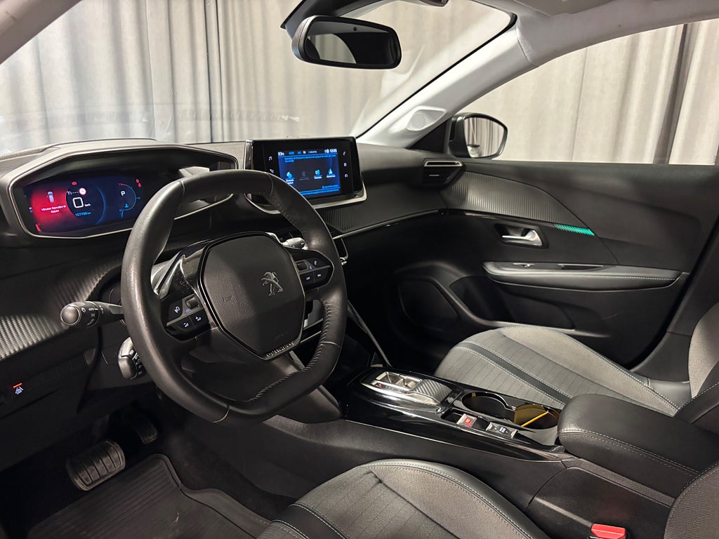 Car Image car-83652-435819f36b5832aa34d6c8b94476541f