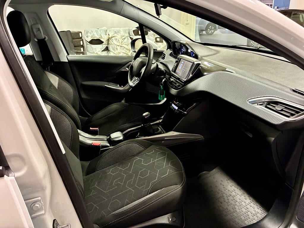 Car Image car-83711-f05c6a4cbc4b61e5276f3f96dc742463