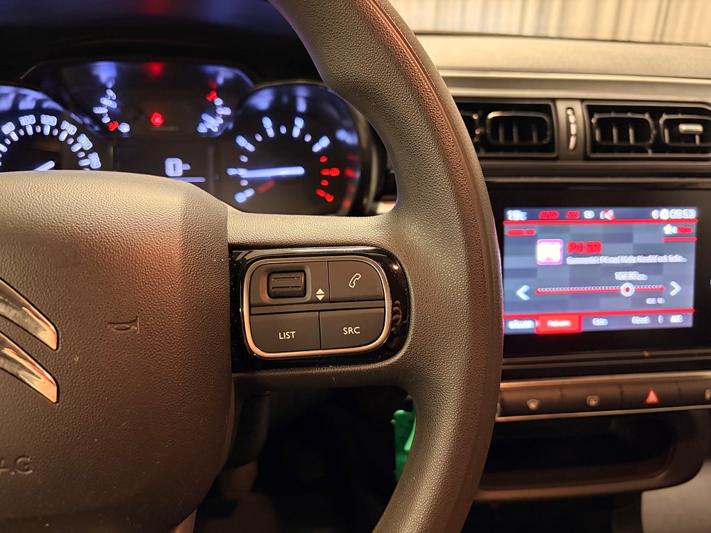 Car Image car-83819-e42e87a5c7a93d5e7650caf3a4aa9407