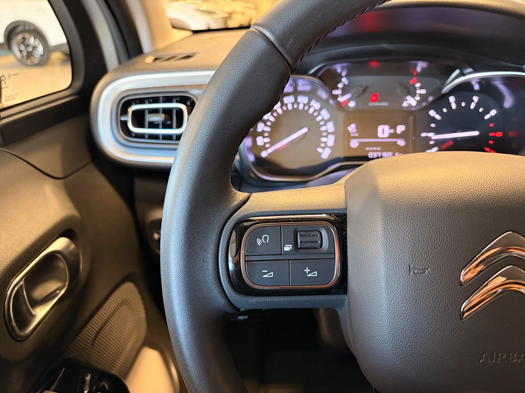 Car Image car-83835-78da19f34d9b58d2c4bf53d62246323c