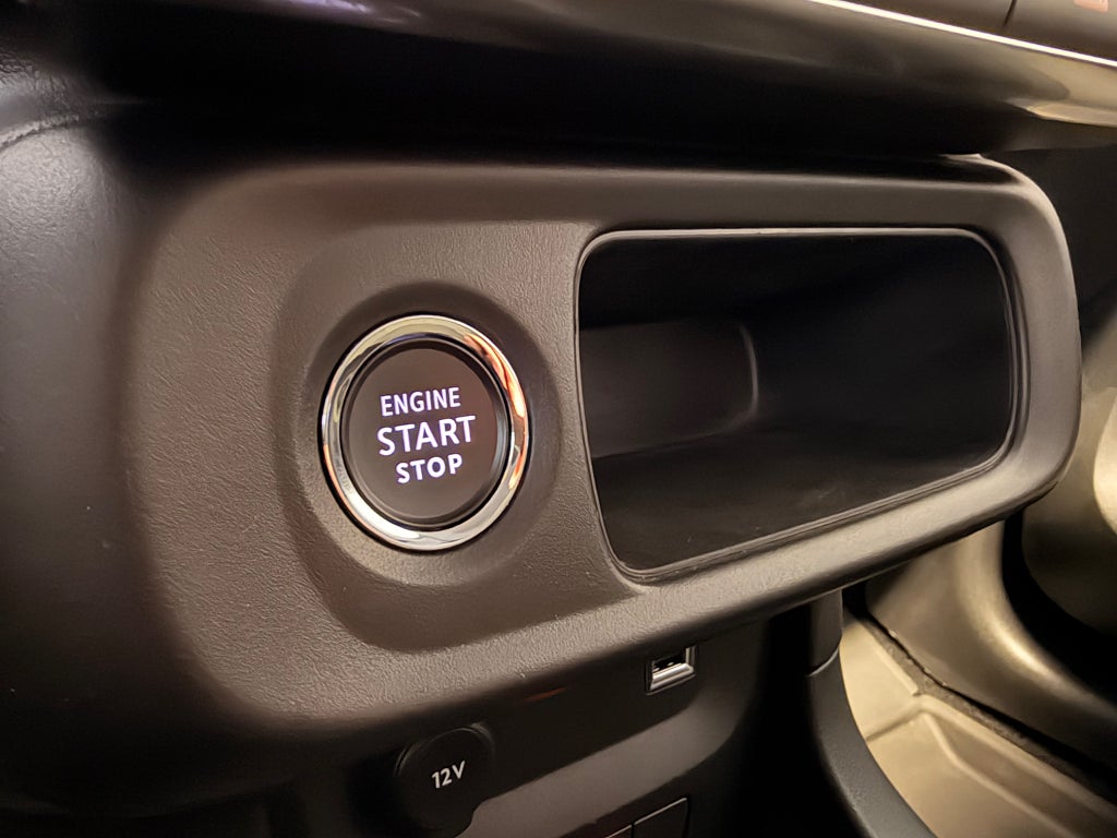 Car Image car-83835-ef58c8671ff7424a182ff157d20256d7