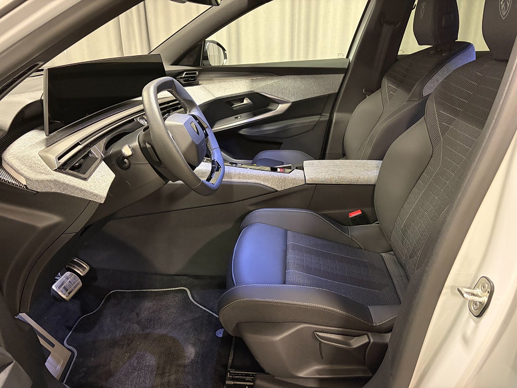 Car Image car-83889-7c8e88f2ab31fcd525b8f1ad84627548