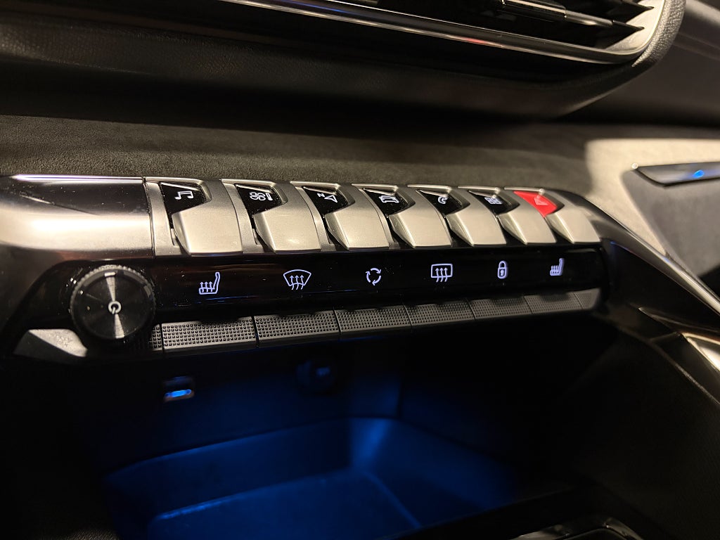 Car Image car-83987-0ec90f889d0318eaa30efb6e36c28fc0