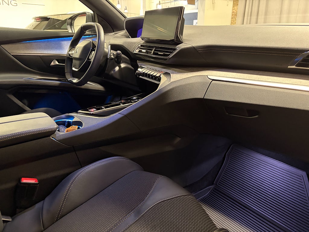 Car Image car-83987-728f0b7c183dcfd98740e34c072e3443
