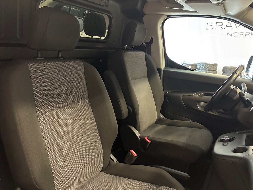 Car Image car-84091-55db16108f642a4f90ee0813e089621b
