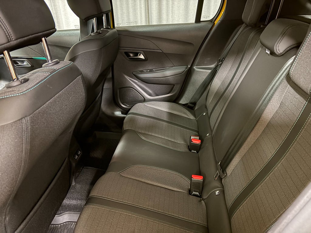 Car Image car-84103-d5dae9905d5deb9eebc79c62106f1229