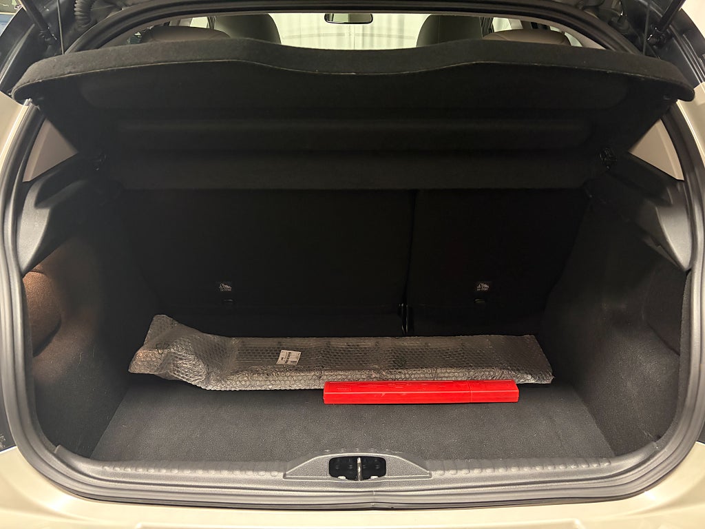 Car Image car-84115-c5fb2feabb7102b6b9715b1e8552f43e