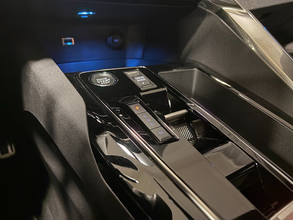 Car Image car-84184-2b7f6c8e4222d1d04442ca0b48e22c57