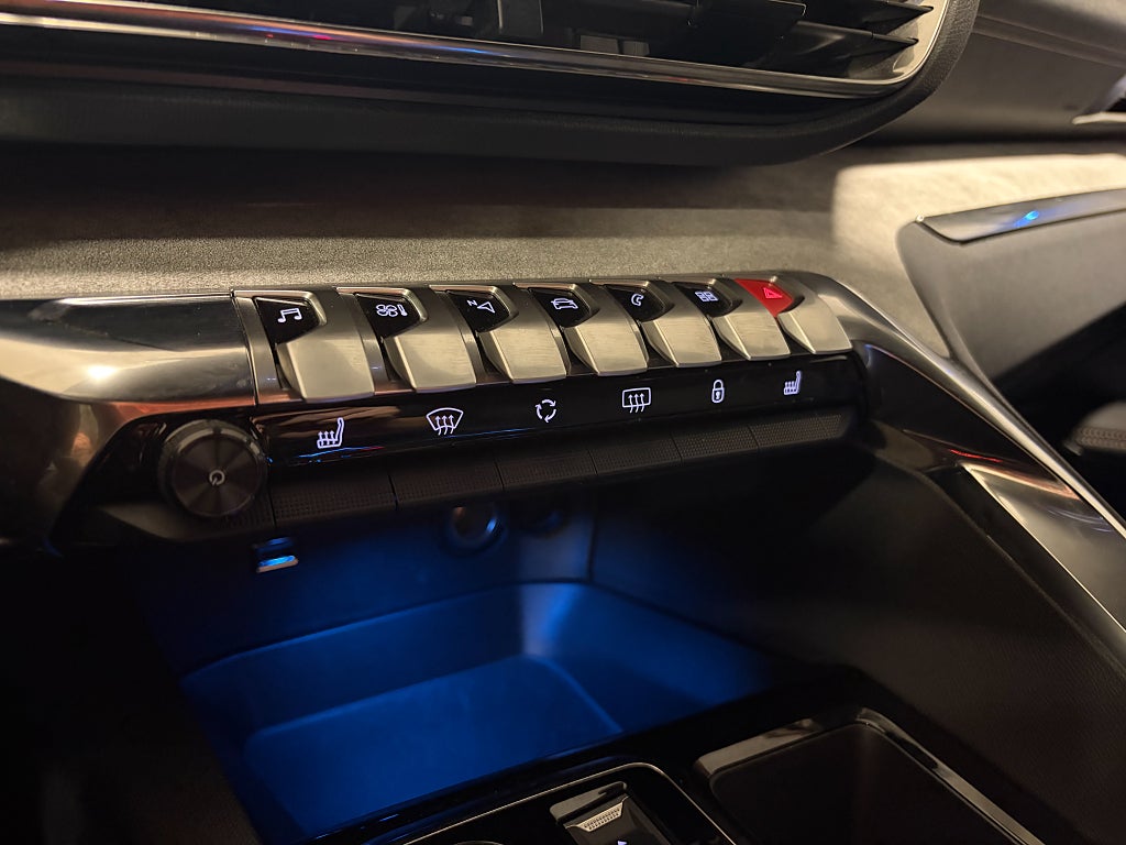 Car Image car-84260-e00db2ea8f456f6ba23c18289306dcc7