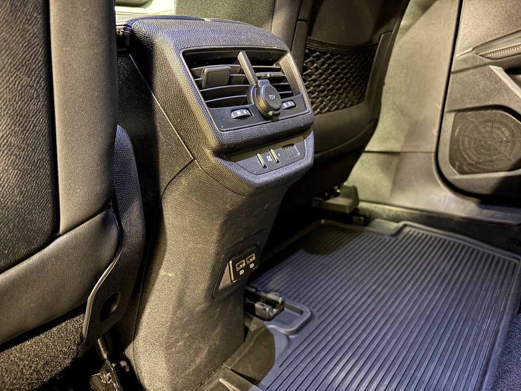 Car Image car-84299-3ac38a04616ea94e840ebe0548efaf4b